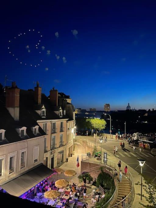 Appartement Avec Magnifique Vue Sur La Saone Et Son Balcon Chalon-sur-Saône Zewnętrze zdjęcie